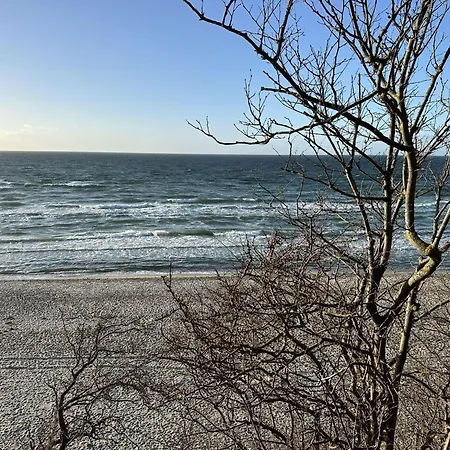 Ostseetraum Und Wiesenwind * Wischuer